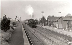 Photo:A train on the down line towards Ashford