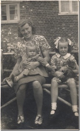 Photo:Young Linda with her mum and cousin Joan