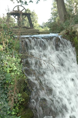 Photo:Sluice-gate outfall, which gives Waterfall Road its name.